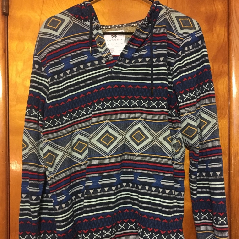 Medium Casual-Fit Pattern Hoodie